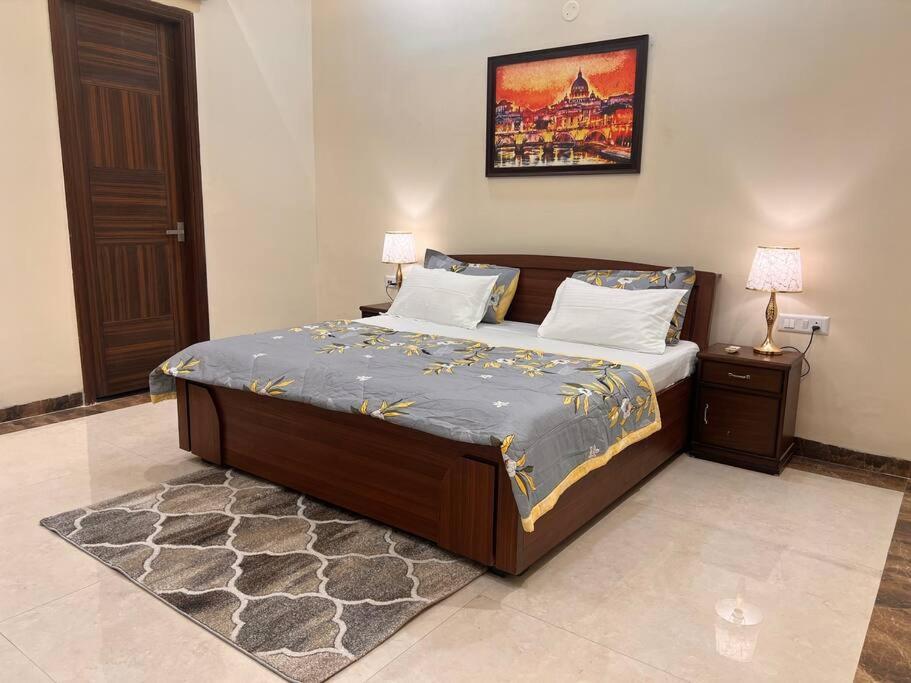 5Bhk Home Away From Home At Ranjit Avenue Αμριτσάρ Εξωτερικό φωτογραφία