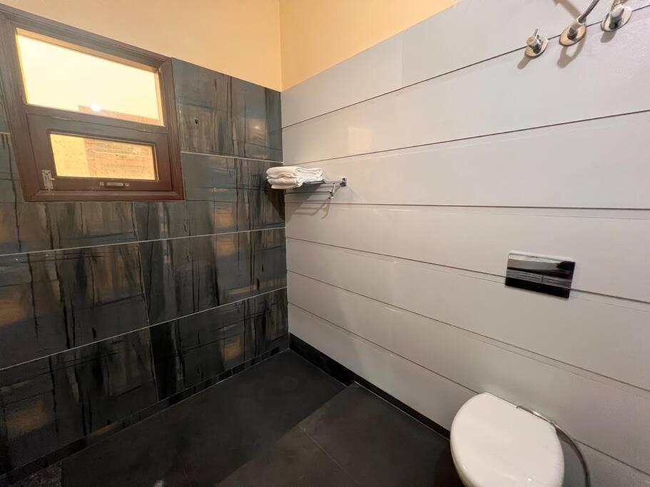 5Bhk Home Away From Home At Ranjit Avenue Αμριτσάρ Εξωτερικό φωτογραφία