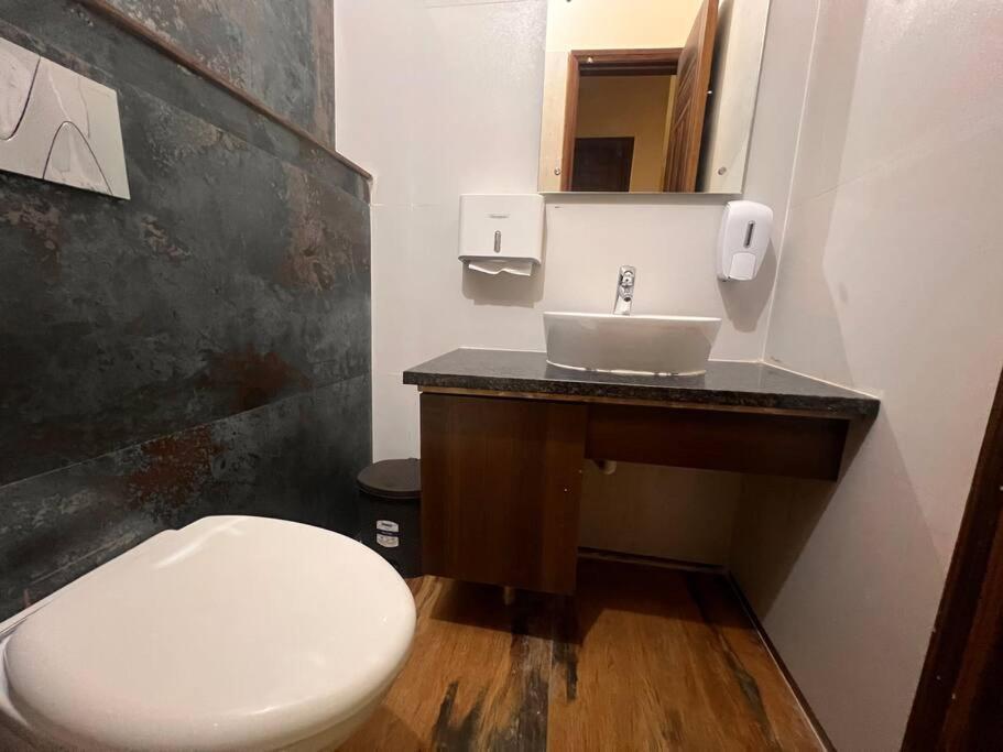 5Bhk Home Away From Home At Ranjit Avenue Αμριτσάρ Εξωτερικό φωτογραφία