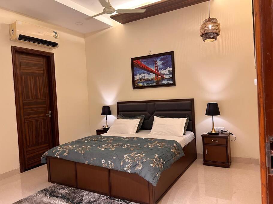 5Bhk Home Away From Home At Ranjit Avenue Αμριτσάρ Εξωτερικό φωτογραφία