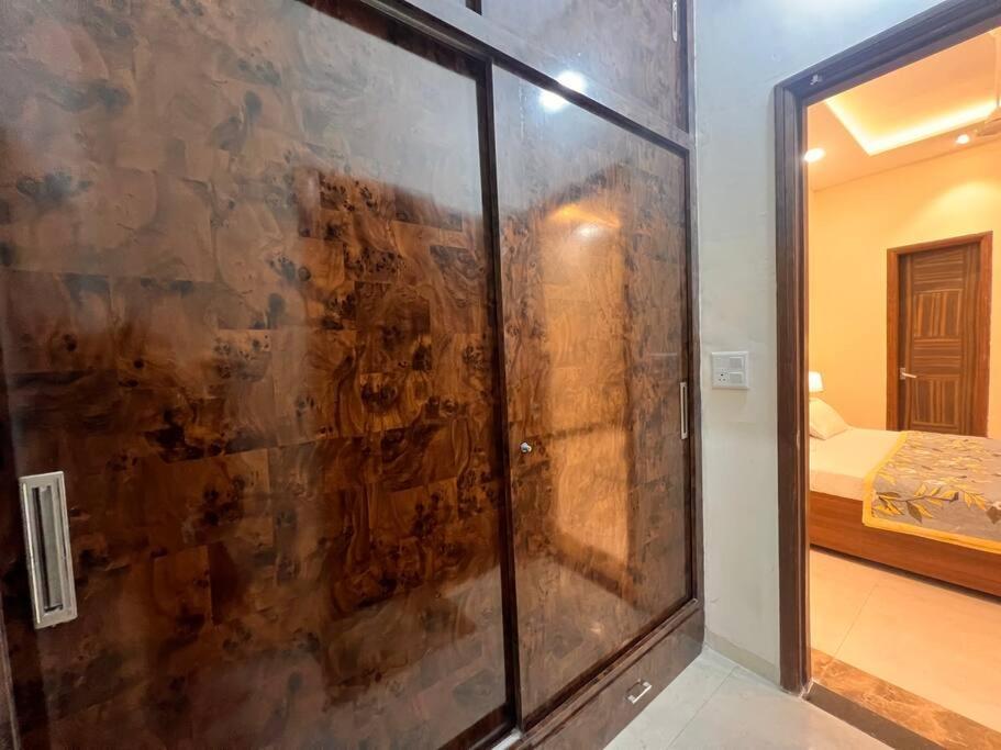 5Bhk Home Away From Home At Ranjit Avenue Αμριτσάρ Εξωτερικό φωτογραφία